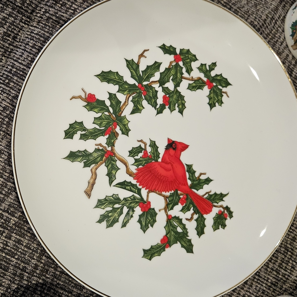 Vintage  Lefton 6 piece Cardinal Christmas Dinnerware.